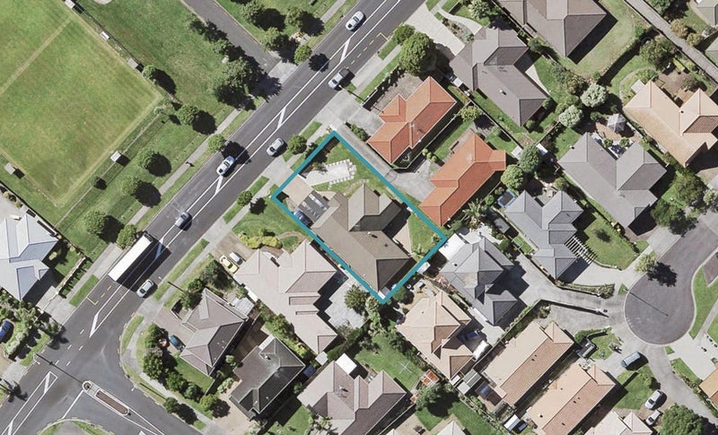 74 Millhouse Drive, Northpark, Auckland - Carousel 1