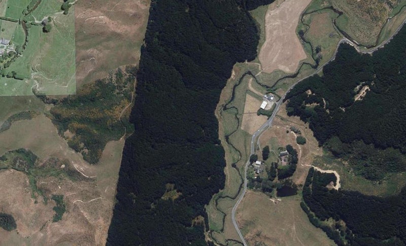 658 Takarau Gorge Road, Mākara, Wellington - Carousel 1