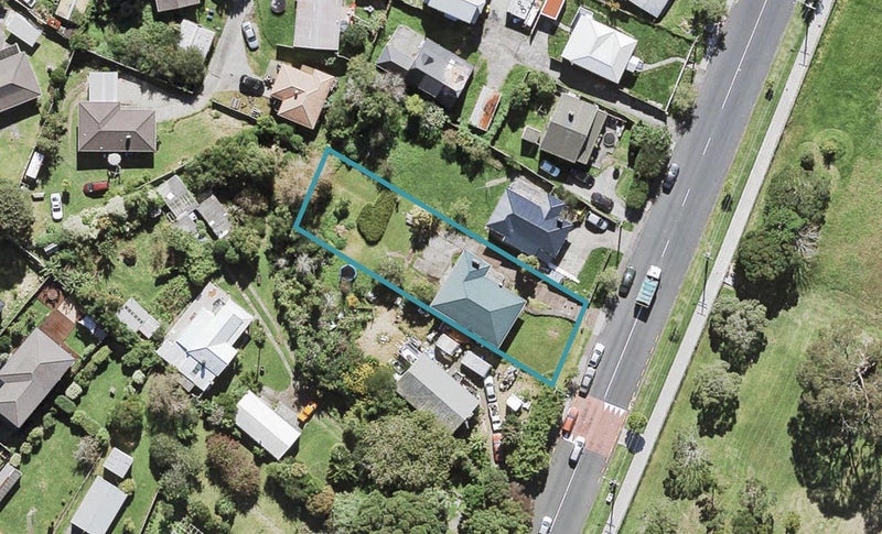 18 Archibald Road, Kelston, Auckland - Carousel 1