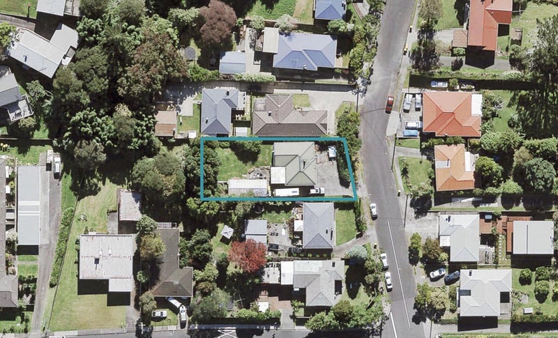 26 Blease Street, New Lynn, Auckland - Carousel 1