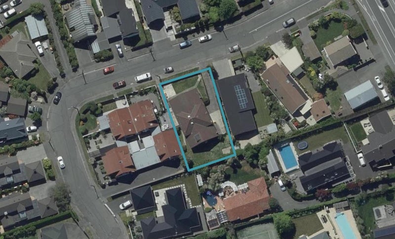 1/5 Highgate Avenue, Merivale, Christchurch - Carousel 1