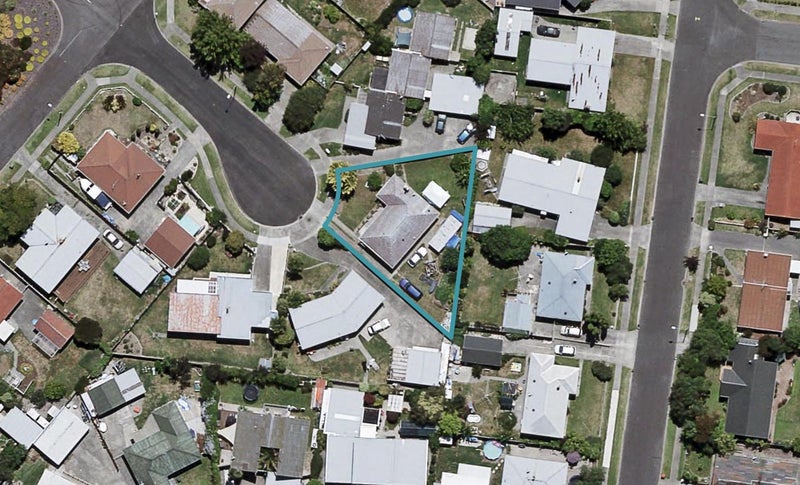 9 Wells Place, Tamatea, Napier - Carousel 1
