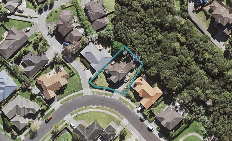 28 George Deane Place, Greenhithe, Auckland - Carousel 1
