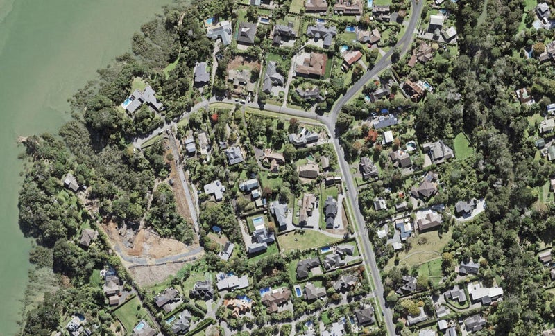 9 Oscar Road, Greenhithe, Auckland - Carousel 1