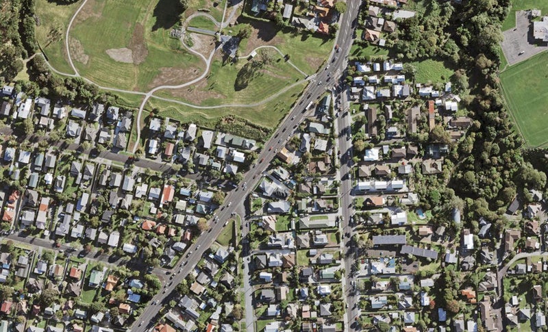 1664A Great North Road, Avondale, Auckland - Carousel 1