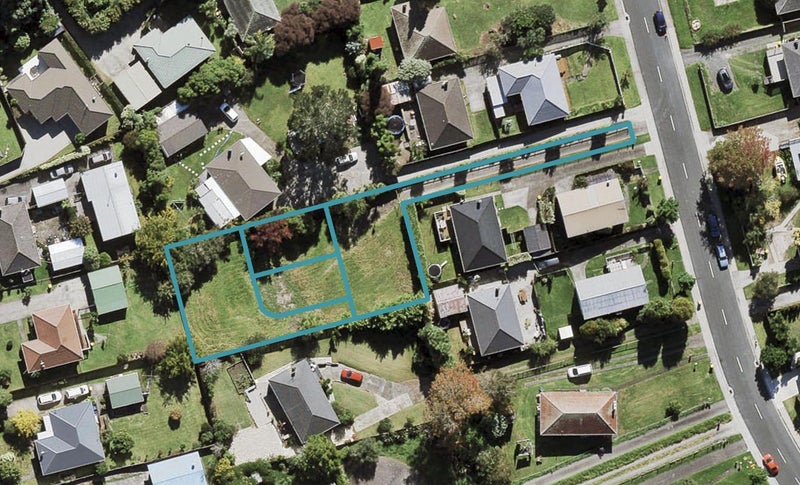 84 Kervil Avenue, Te Atatu Peninsula, Auckland - Carousel 1