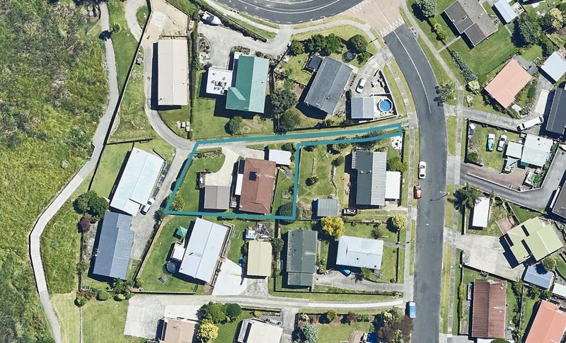 15 Westwood Street, Bellevue, Tauranga - Carousel 1