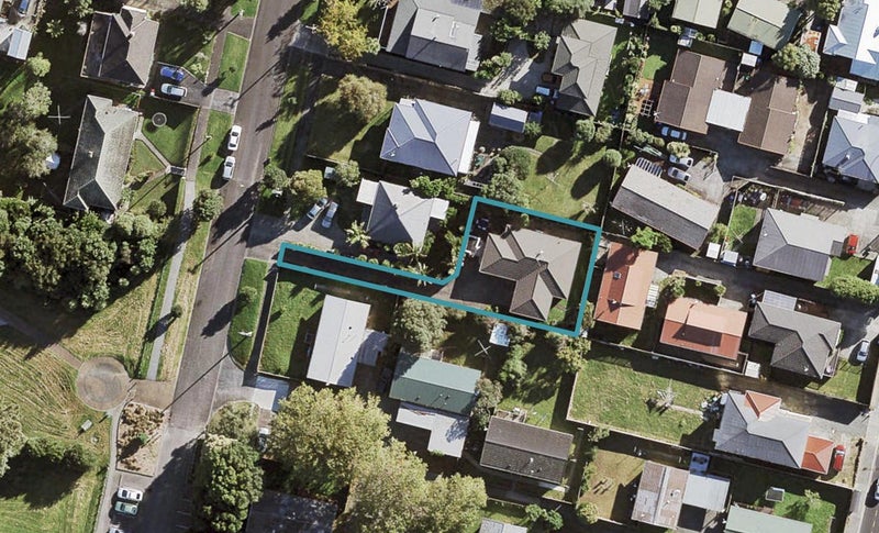 12A Cadman Avenue, Waterview, Auckland - Carousel 1