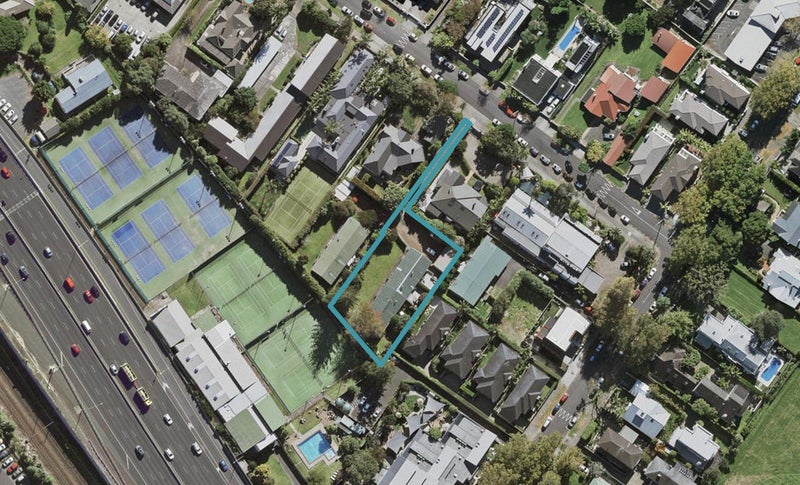 3/0 Macmurray Road, Remuera, Auckland - Carousel 1