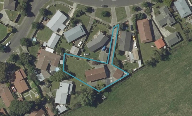 40 Hillcrest Drive, Kelvin Grove, Palmerston North - Carousel 1