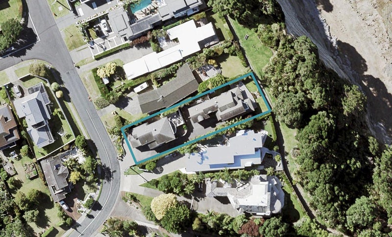 2/109 Churchill Road, Murrays Bay, Auckland - Carousel 1