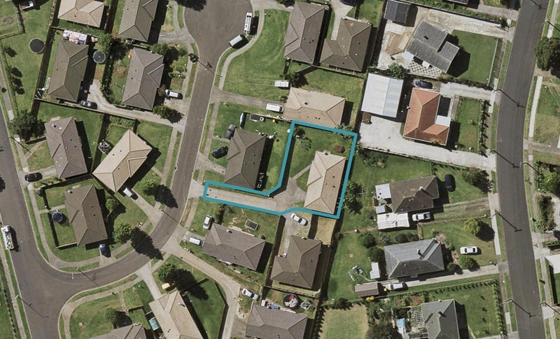 17 Antych Place, Otara, Auckland - Carousel 1