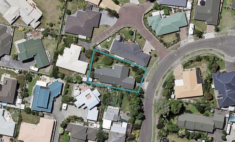3 Bishops Close, Greenmeadows, Napier - Carousel 1