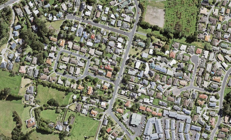 318 Glengarry Road, Glen Eden, Auckland - Carousel 1