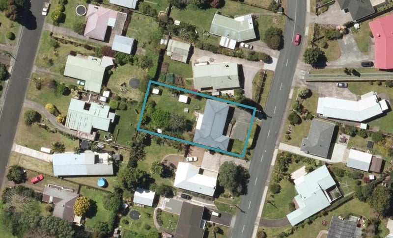 17 Te Paka Crescent, Kamo, Whangarei - Carousel 1