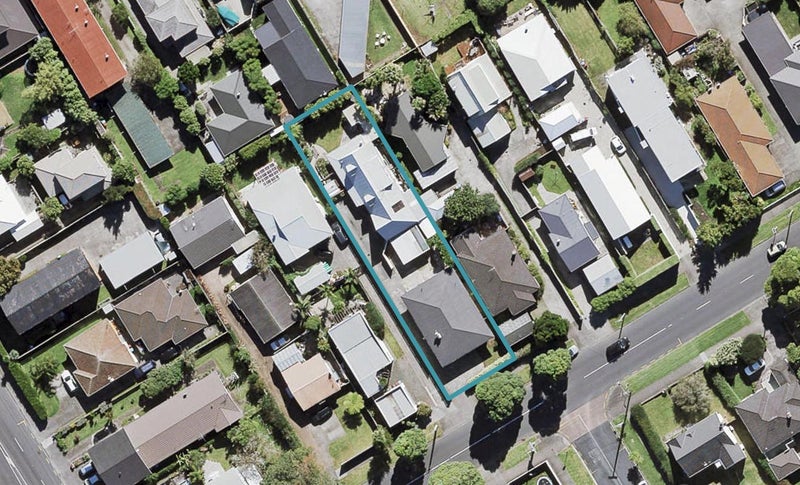 275A Meola Road, Point Chevalier, Auckland - Carousel 1