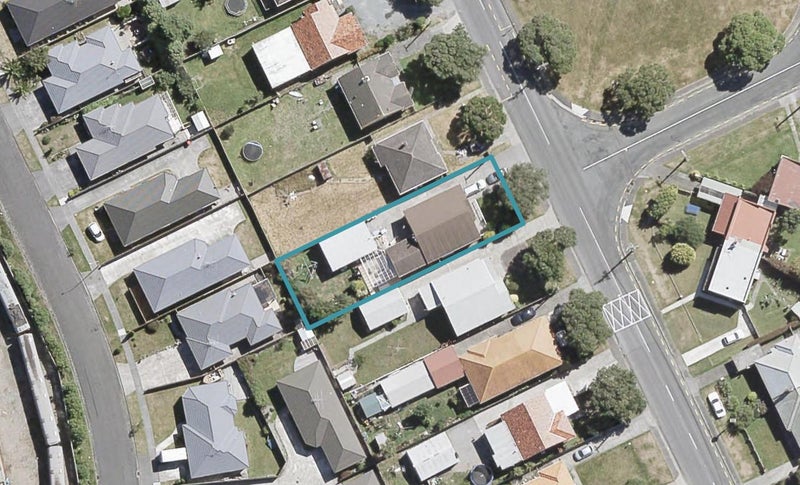 51 Bell Road, Waiwhetu, Lower Hutt - Carousel 1