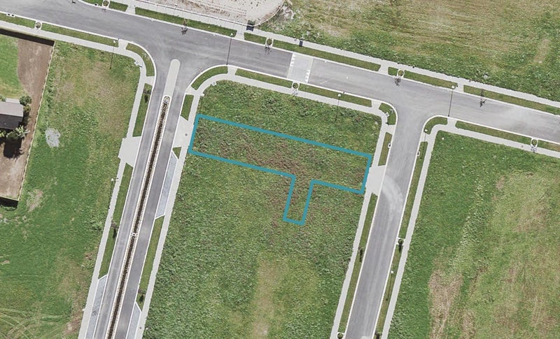 3/3 Pinefield Road, Whenuapai, Auckland - Carousel 1