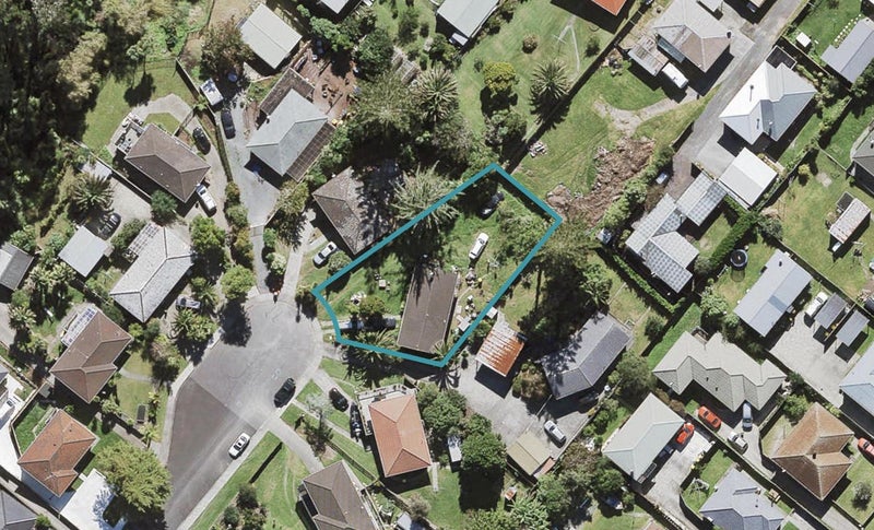 27 Barnfield Place, Glendene, Auckland - Carousel 1