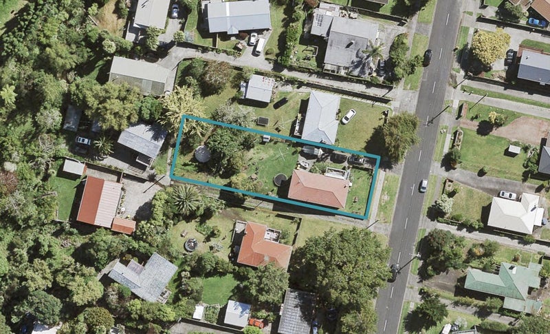 61 Woodglen Road, Glen Eden, Auckland - Carousel 1