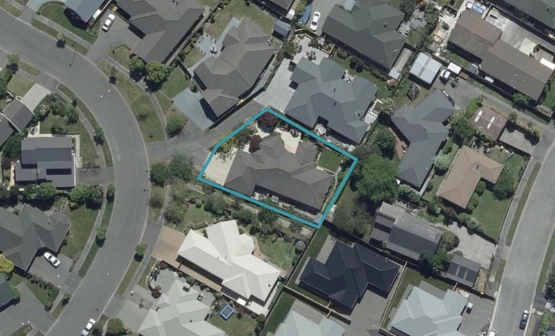 28 Glencullen Drive, Casebrook, Christchurch - Carousel 1