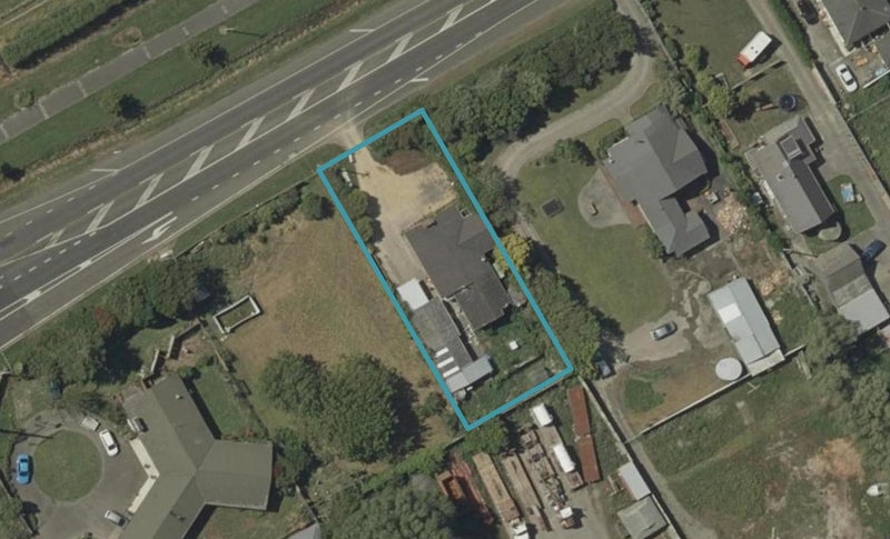 18 Pioneer Highway, Awapuni, Palmerston North - Carousel 1