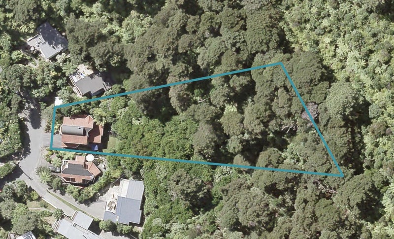 59 Walter Road, Lowry Bay, Lower Hutt - Carousel 1