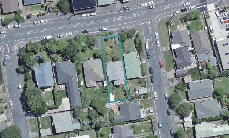 341 Karori Road, Karori, Wellington - Carousel 1
