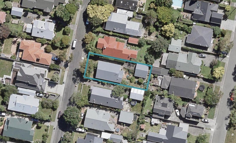 16 Matai Street, Woburn, Lower Hutt - Carousel 1