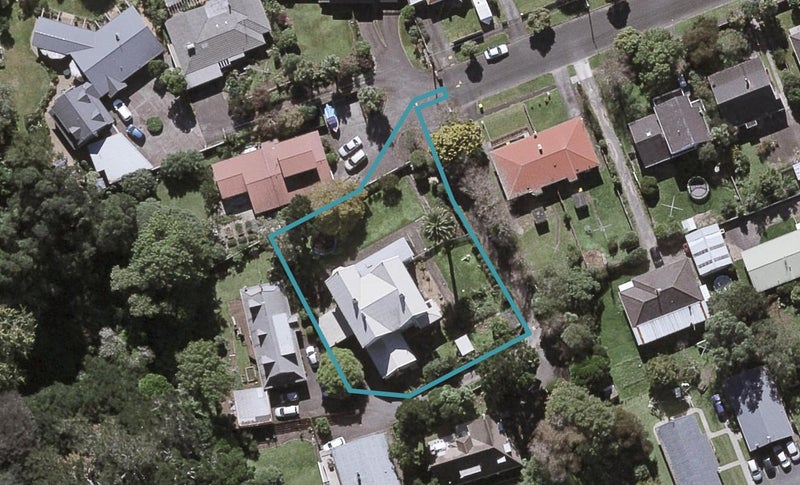 25 Maranui Street, Welbourn, New Plymouth - Carousel 1