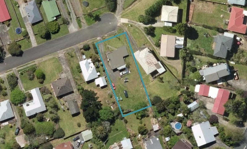 13 Lewis Street, Kamo, Whangarei - Carousel 1