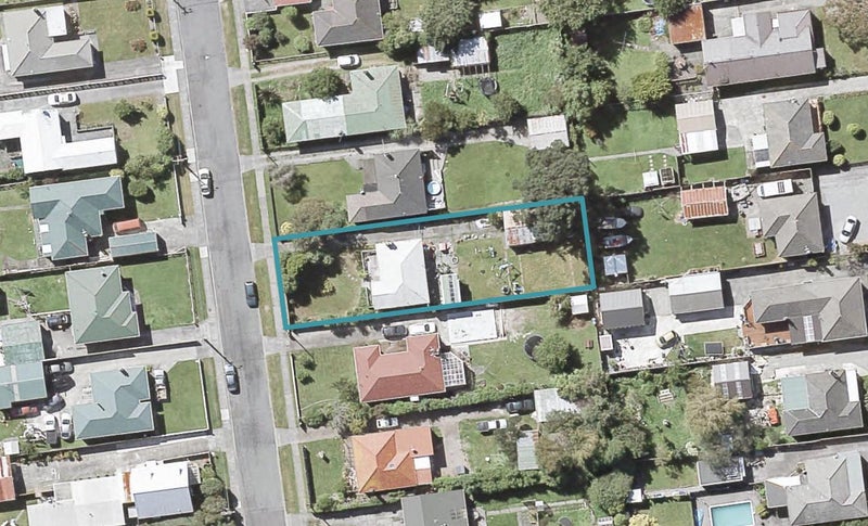 57 Dover Road, Wainuiomata, Lower Hutt - Carousel 1