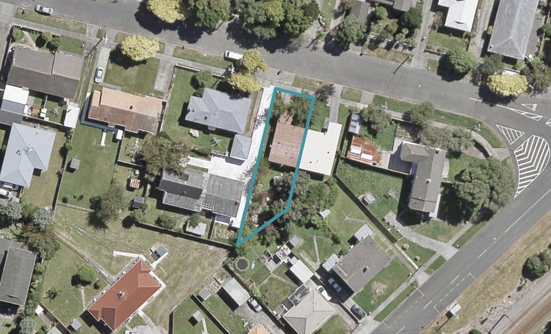 138 Epuni Street, Epuni, Lower Hutt - Carousel 1