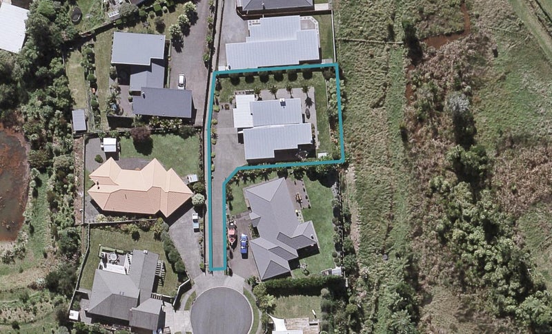 22A Montrose Place, Highlands Park, New Plymouth - Carousel 1