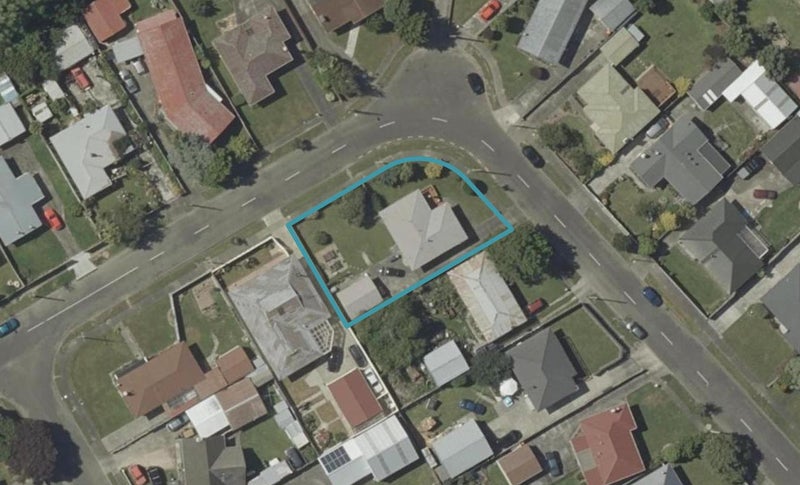 36 Sutherland Crescent, Westbrook, Palmerston North - Carousel 1