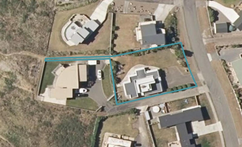 49 Kent Avenue, Waitarere Beach, Levin - Carousel 1