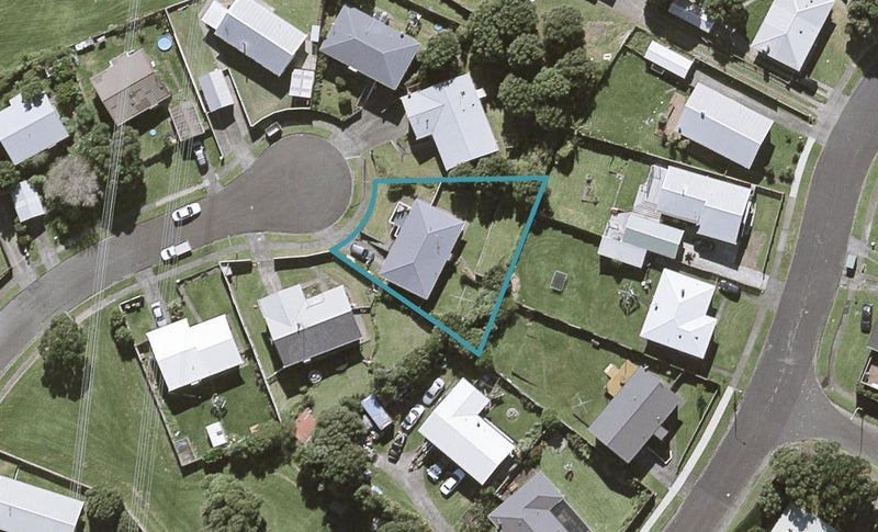 18 Maui Place, Spotswood, New Plymouth - Carousel 1