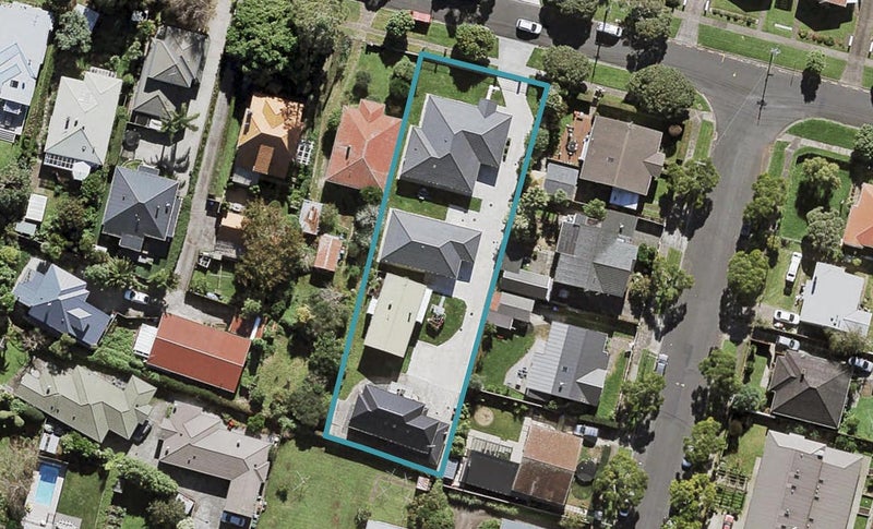 4A Coyle Street, Sandringham, Auckland - Carousel 1
