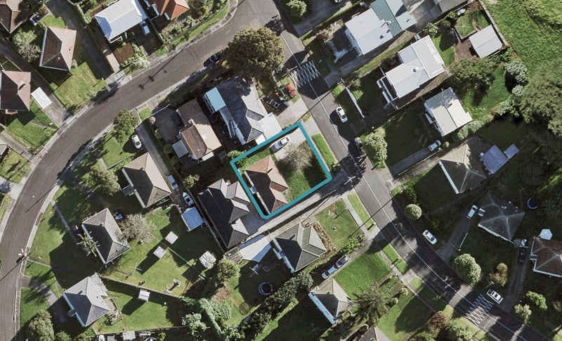 18B Roseman Avenue, Mount Roskill, Auckland - Carousel 1
