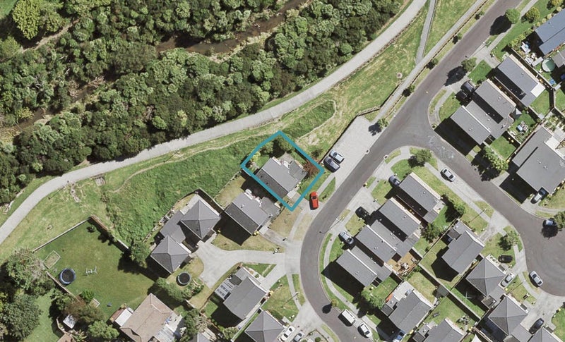 56 Brashier Circle, Sunnyvale, Auckland - Carousel 1