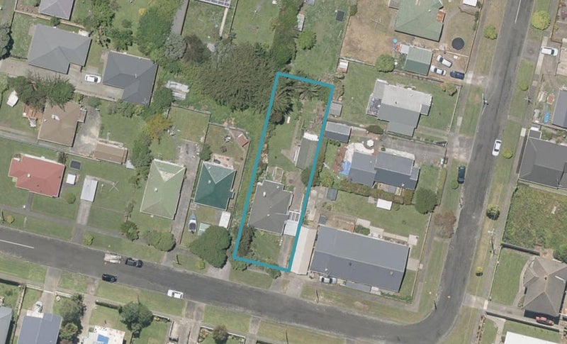 7 Toro Street, Durie Hill, Whanganui - Carousel 1