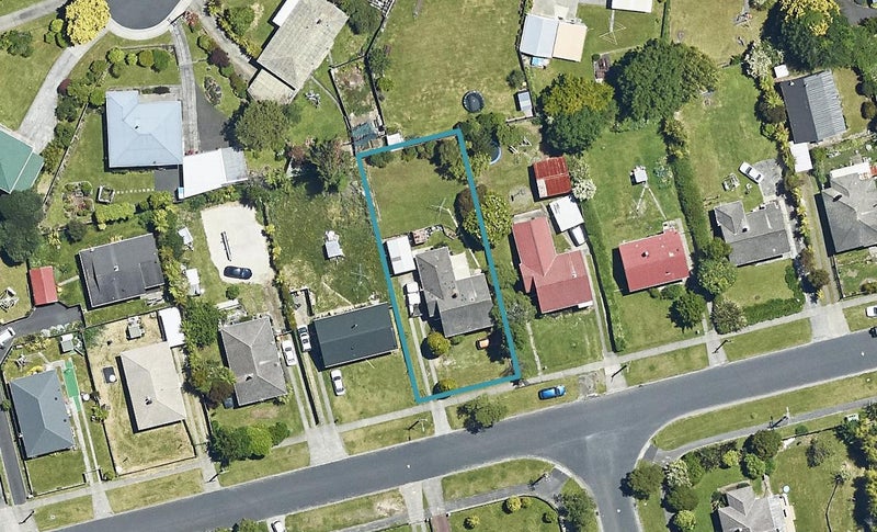 11 Manuka Crescent, Hillcrest, Rotorua - Carousel 1