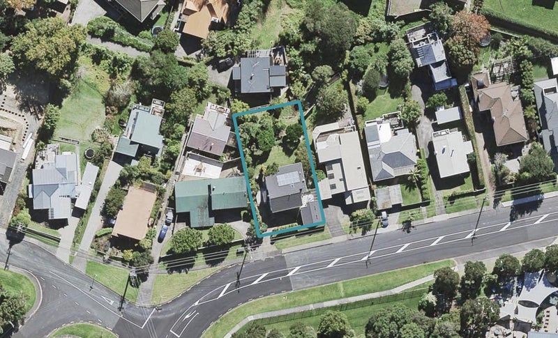 55 Balmain Road, Birkenhead, Auckland - Carousel 1