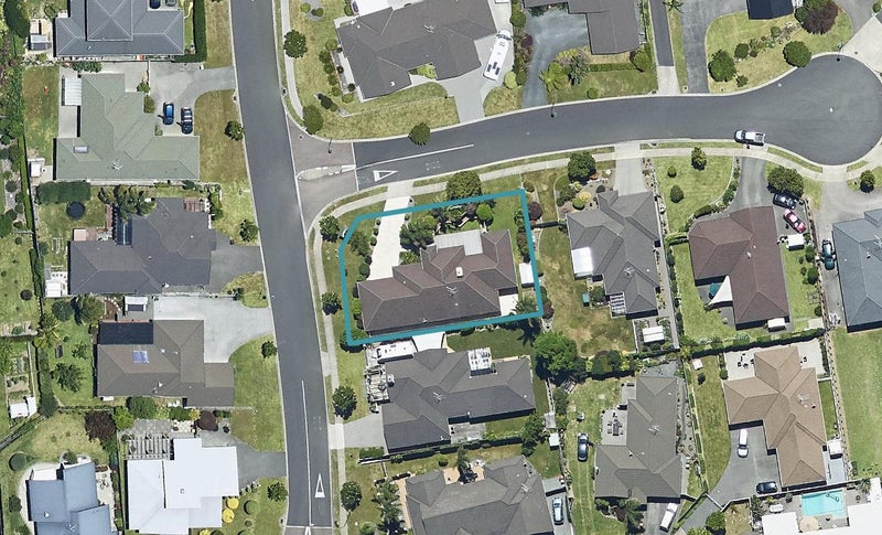 2 Emmerdale Place, Ohauiti, Tauranga - Carousel 1