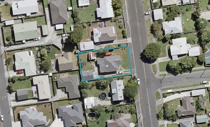 31 Henry Street, Ebdentown, Upper Hutt - Carousel 1