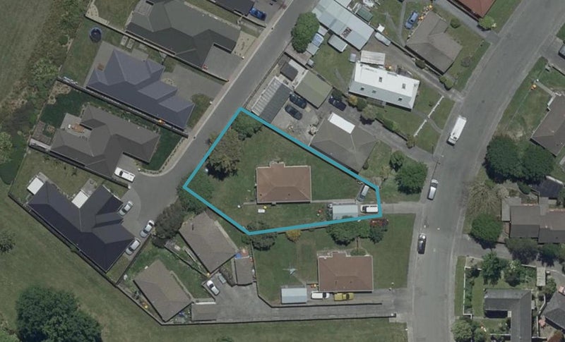 13 Arcon Drive, Broomfield, Christchurch - Carousel 1