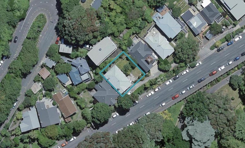 68 Glenmore Street, Northland, Wellington - Carousel 1