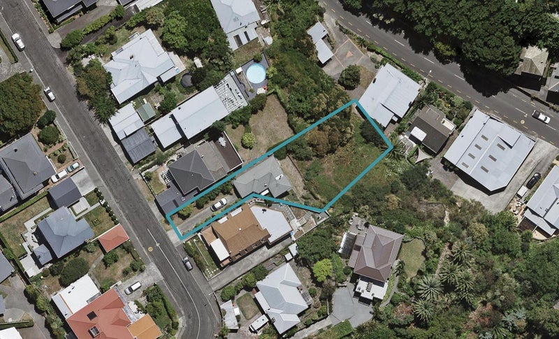 9A Colenso Avenue, Hospital Hill, Napier - Carousel 1