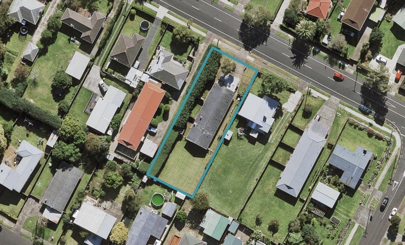 2/48 Muir Avenue, Mangere Bridge, Auckland - Carousel 1