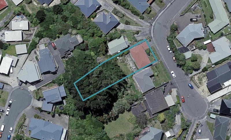 32 Arapiko Street, Johnsonville, Wellington - Carousel 1